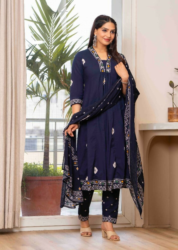 Jaimini Women Cotton Printed V-Neck 3/4 Sleeves Calf Length Flared Kurta Pant And Dupatta Set