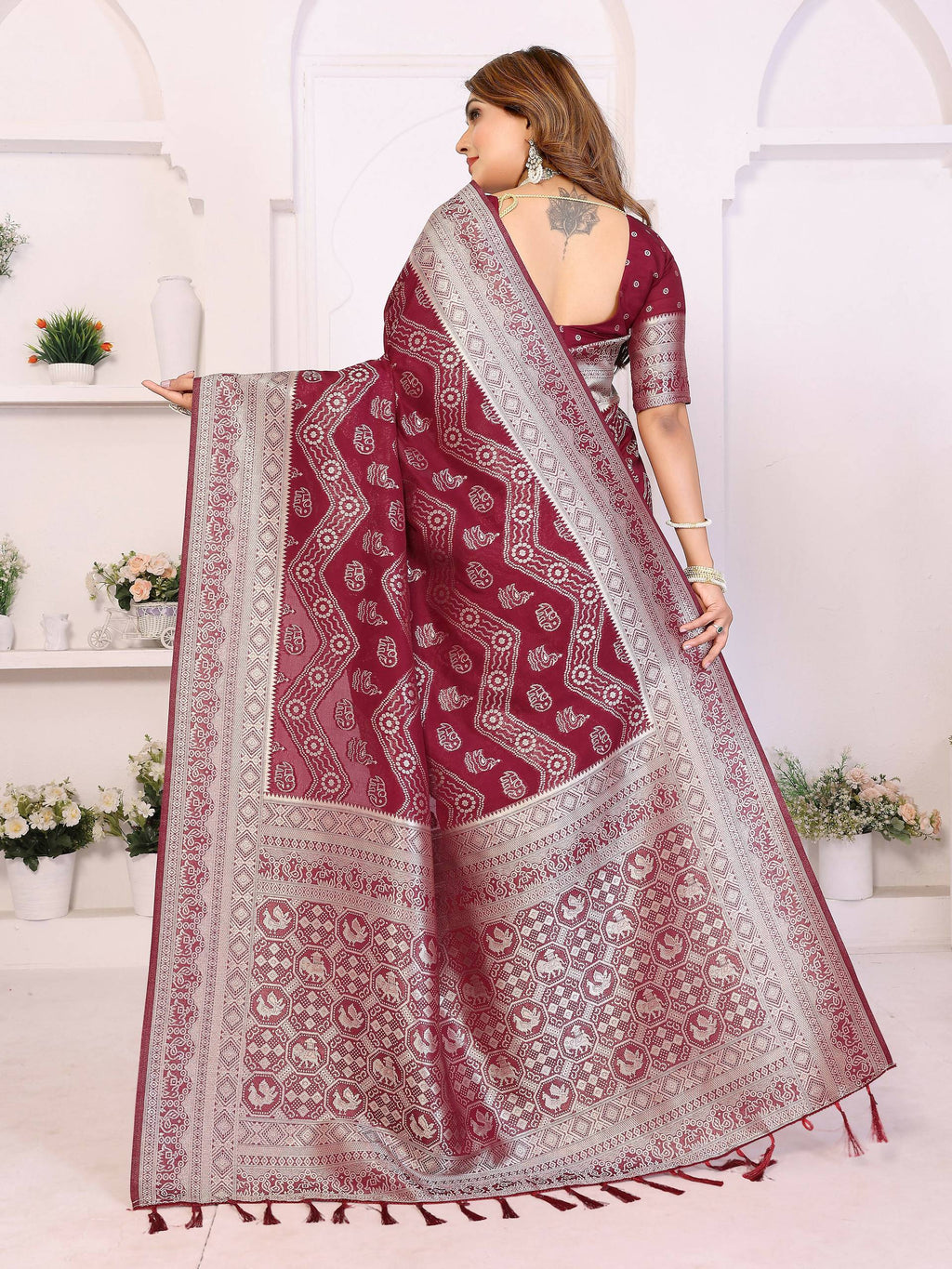 Aastha Fashion Maroon Georgette Silk Leheriya With Elegant Zari Weaving Saree