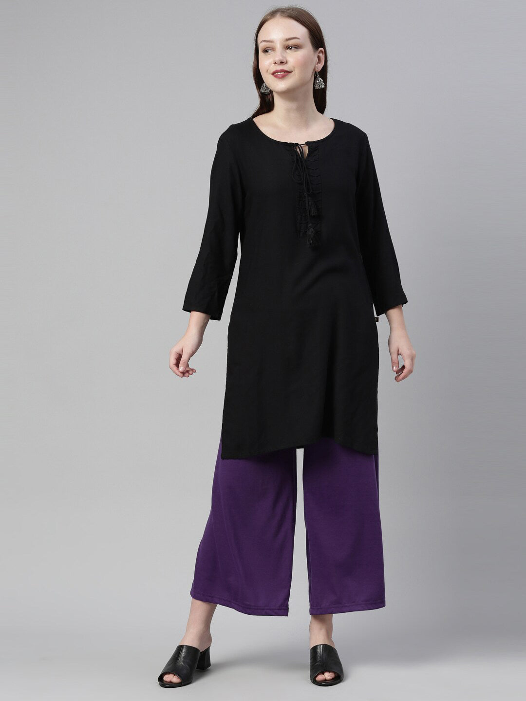 Souchii Women Purple Knitted Palazzos