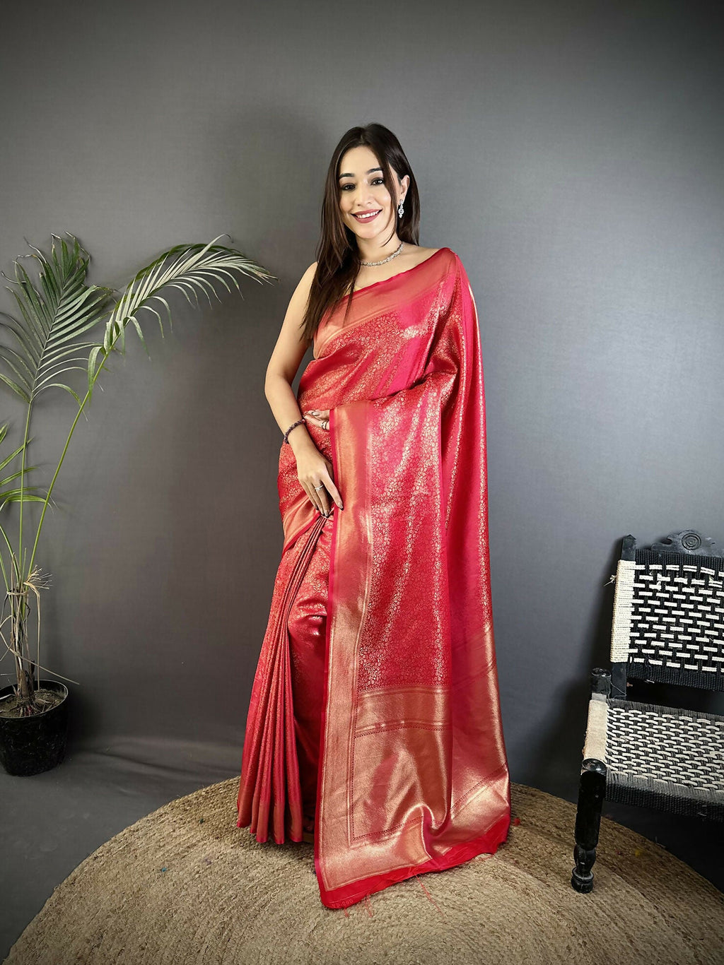Joban Fashion Red Floral Motifs & Ethnic Design Soft Satin Silk Kanchipuram Saree