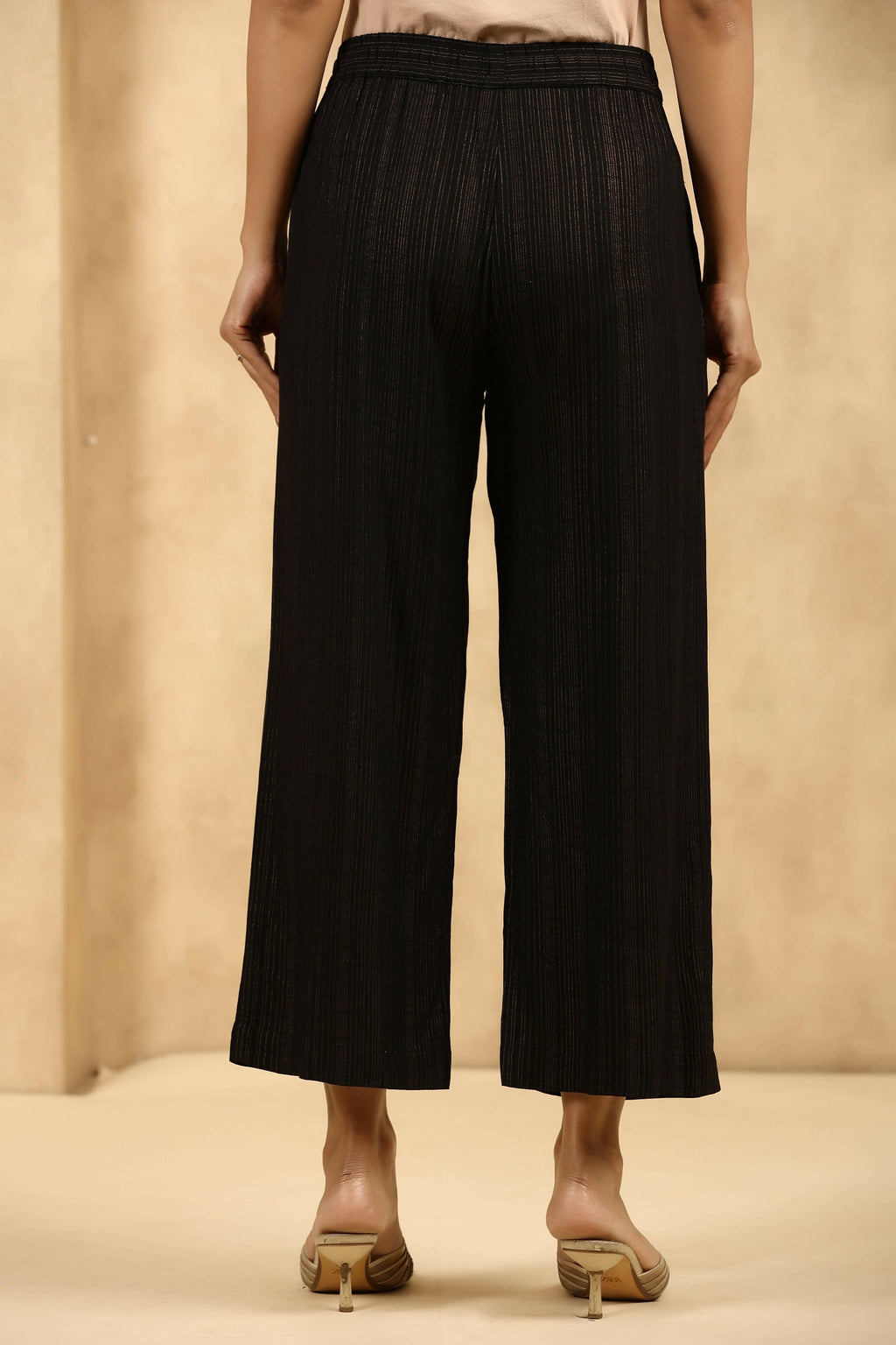 Juniper Women's Black Rayon Gold Printed Wide Leg Palazzo