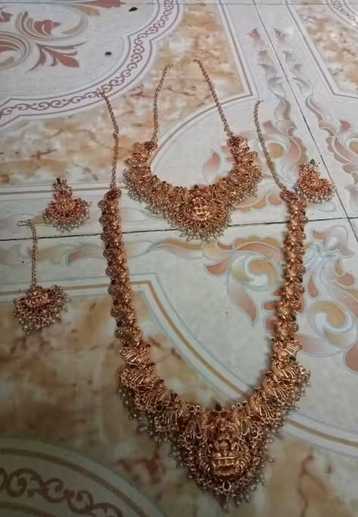 Jewel City Exquisite Antique Gold-Plated Temple Jewelry Set