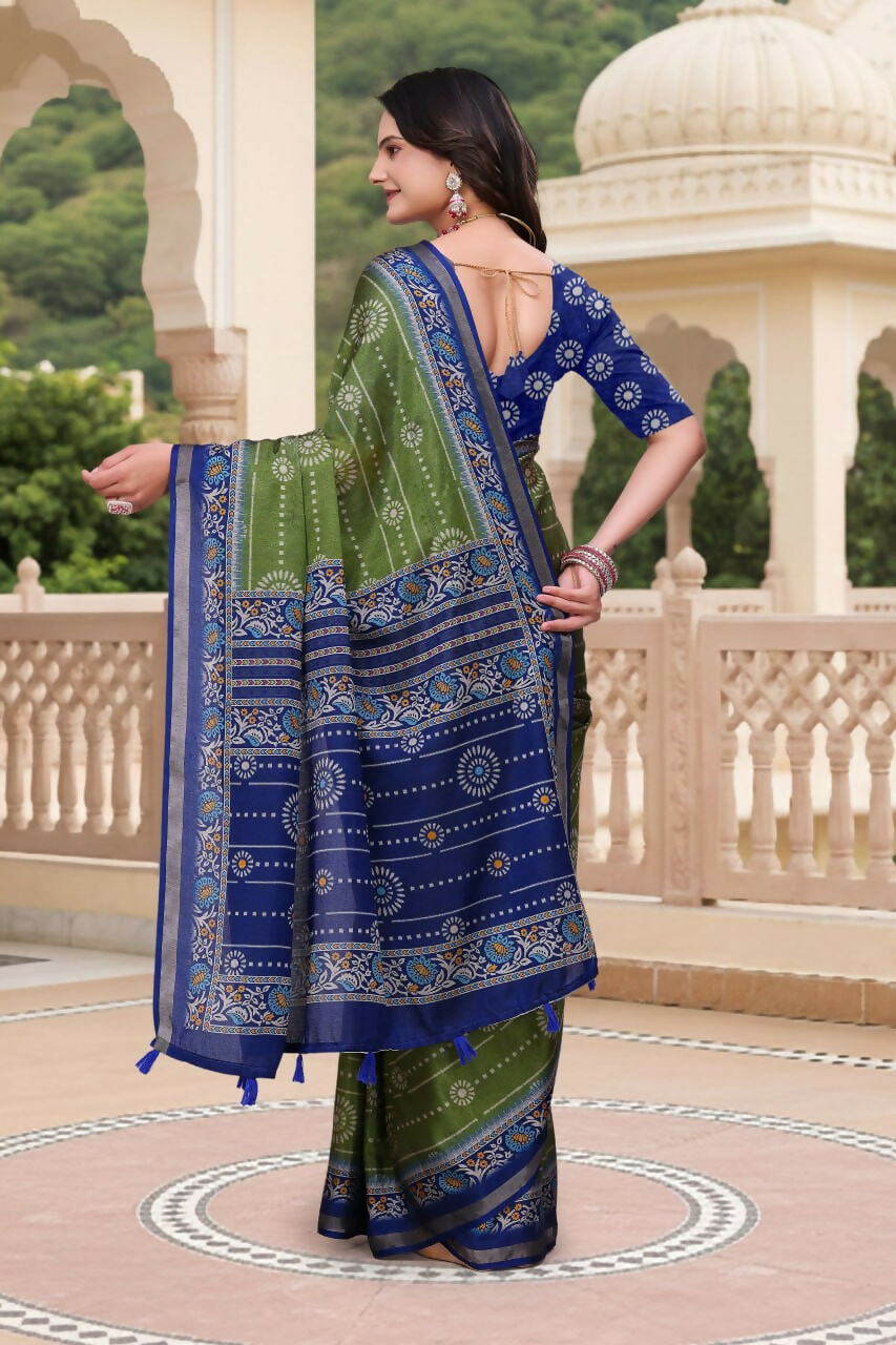 Prime Volt Women's Green & Blue Printed Mal Cotton Saree with Designer Blouse Piece