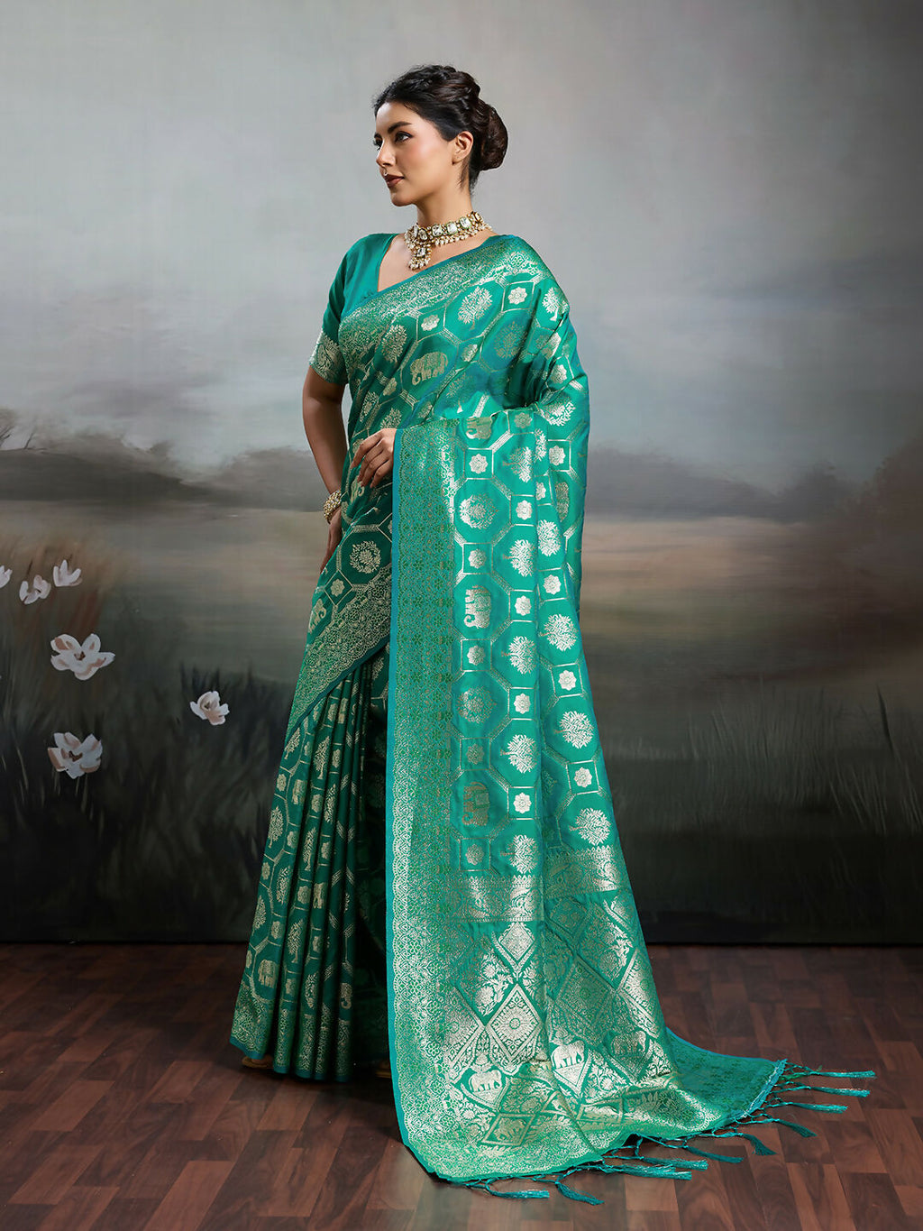 Shree Shyam Fashion Rama Green Silk Blend Saree