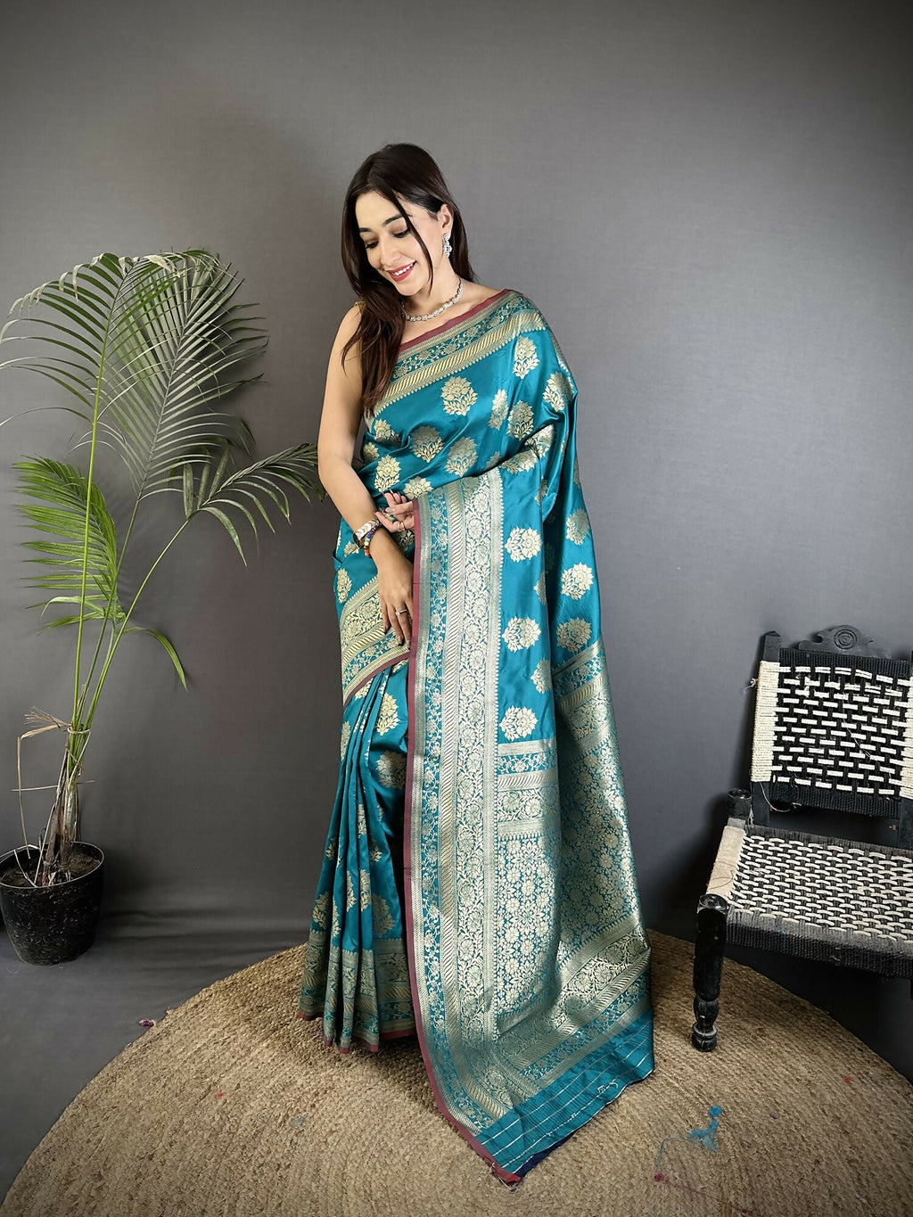Joban Fashion Teal Ethnic Floral Motifs Soft Lichi Silk Banarasi Saree