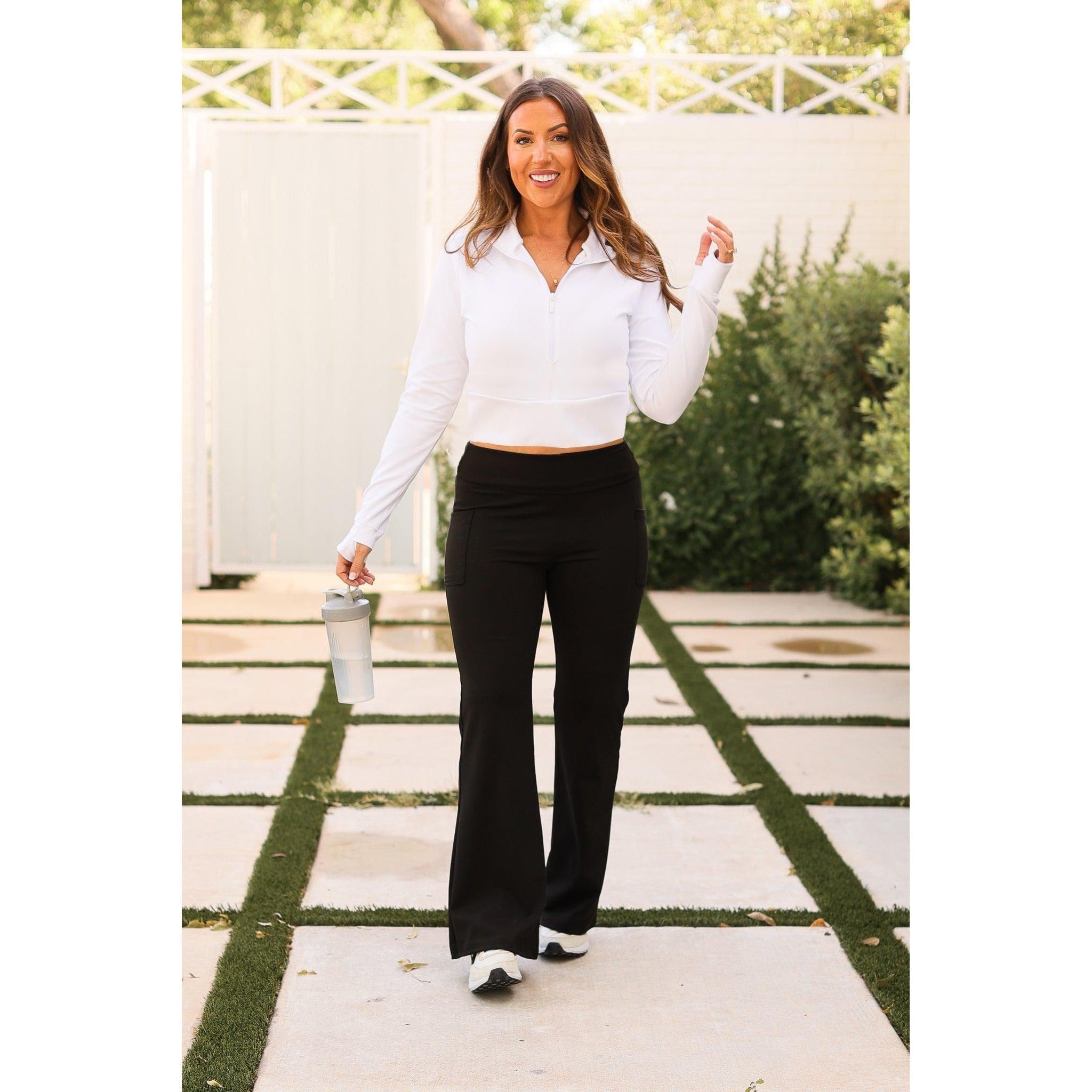 Ready to Ship | The Vanessa 27 - Black Bootcut Leggings