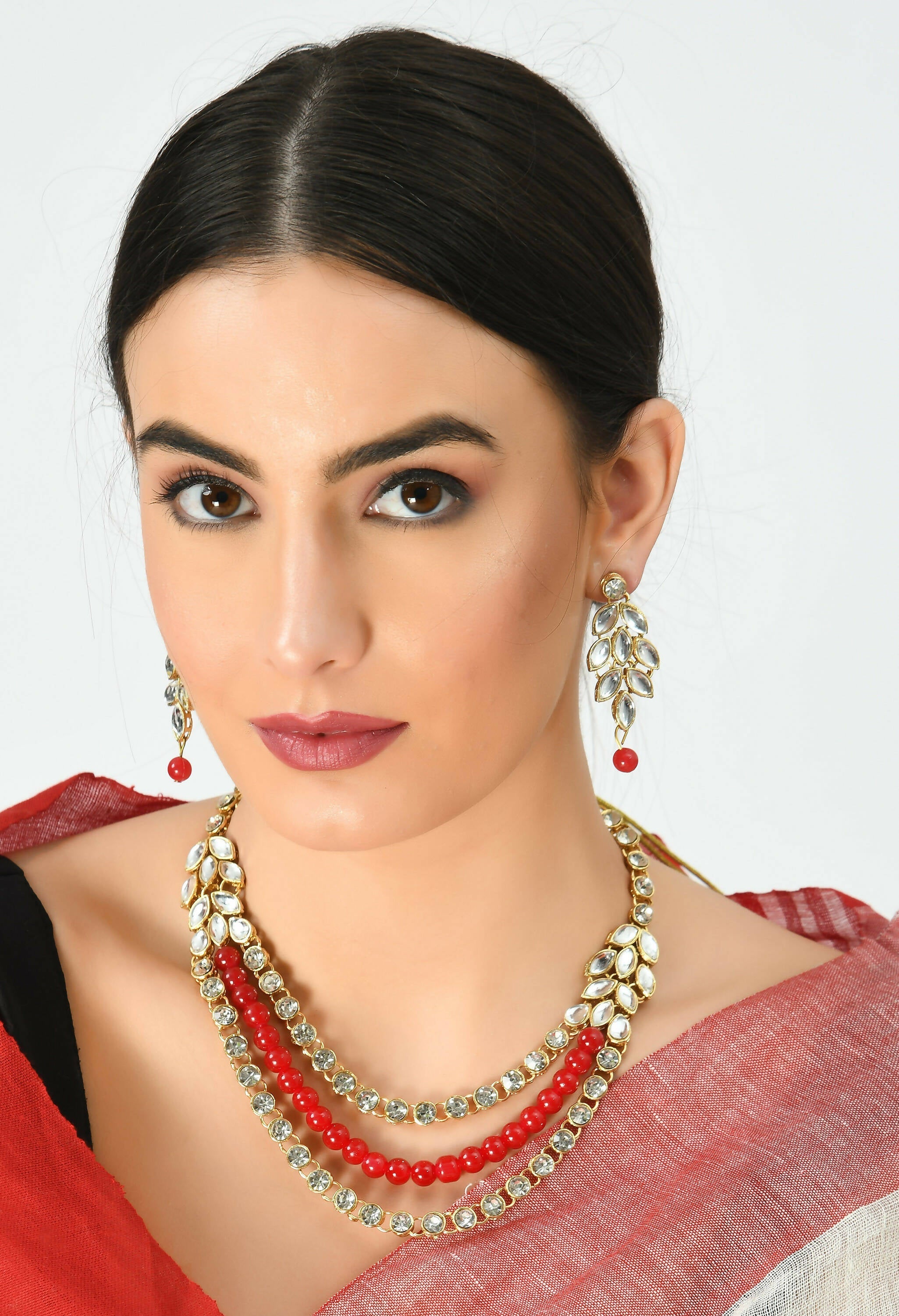 Mominos Fashion Johar Kamal Handicraft Finish White & Red Pearls Choker For Women (White/Red)