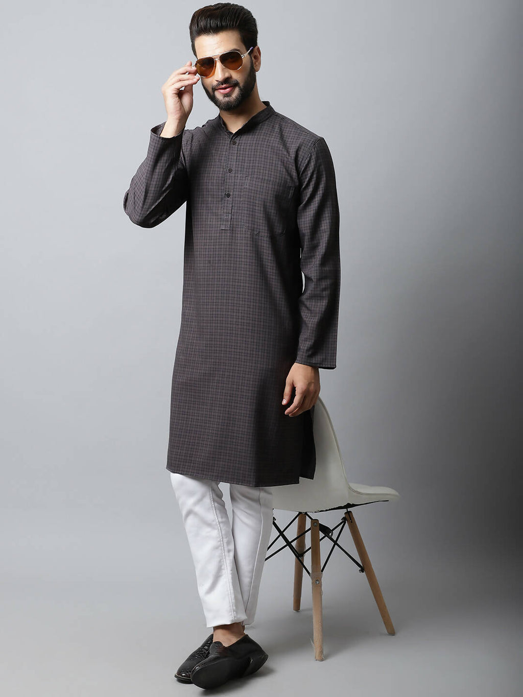 Even Apparels Black Color Pure Cotton Men's Kurta With Band Collar (CHK1166)