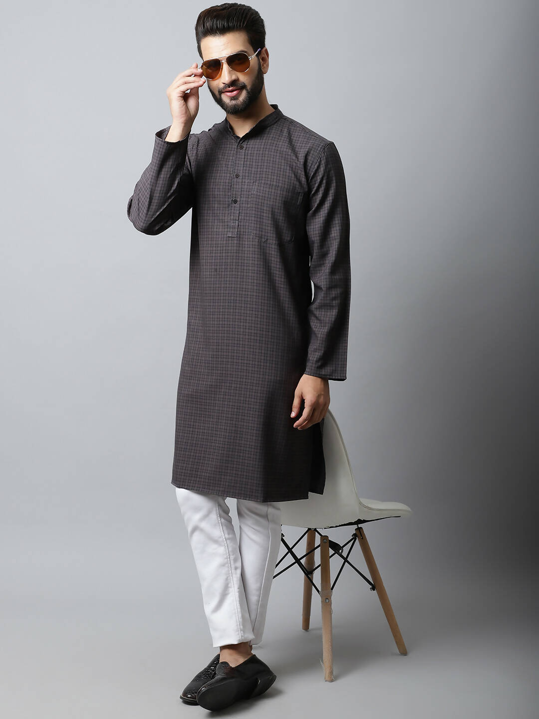 Even Apparels Black Color Pure Cotton Men's Kurta With Band Collar (CHK1166)