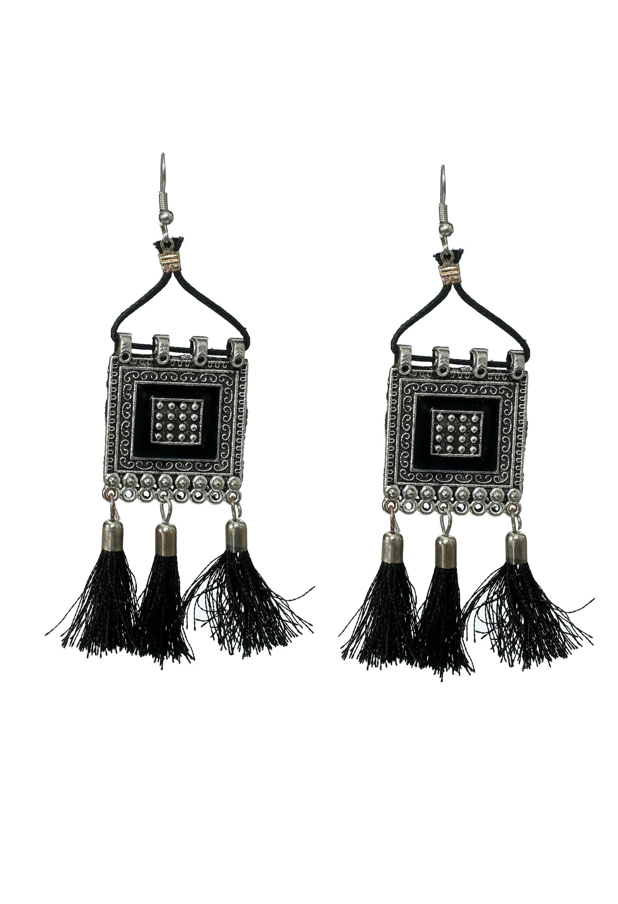 Mominos Fashion Johar Kamal Oxidised Silver-Plated Brass Finish Tassel Work Handicraft Choker For Women (Black)