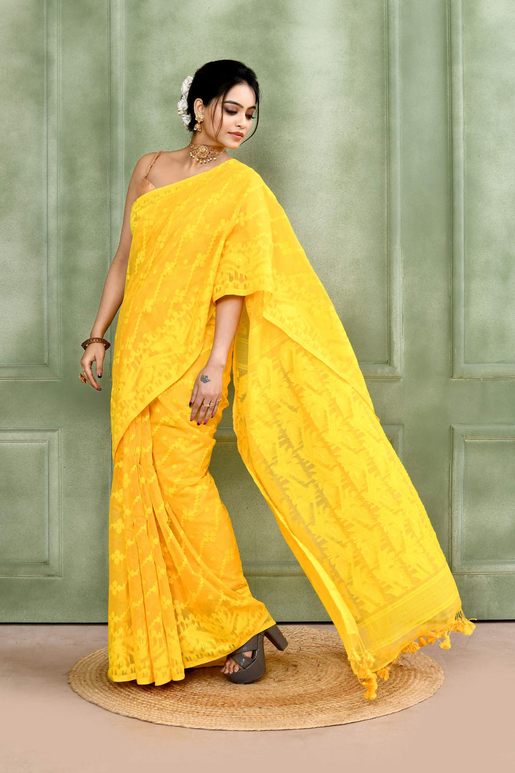 Piyari Fashion Women's Yellow Embellished Cotton Blend Jamdani Saree