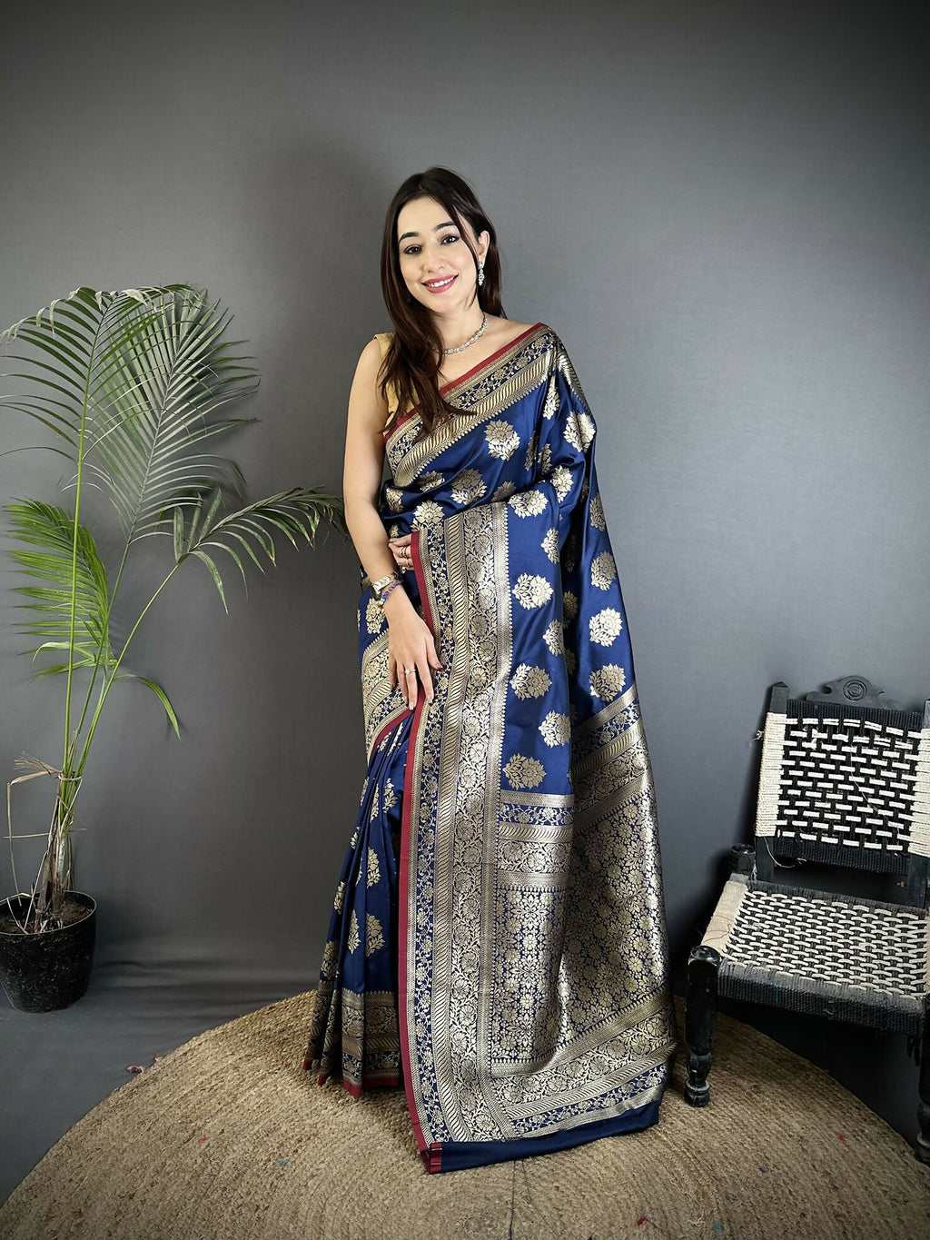 Joban Fashion Navy Blue Ethnic Floral Motifs Soft Lichi Silk Banarasi Saree