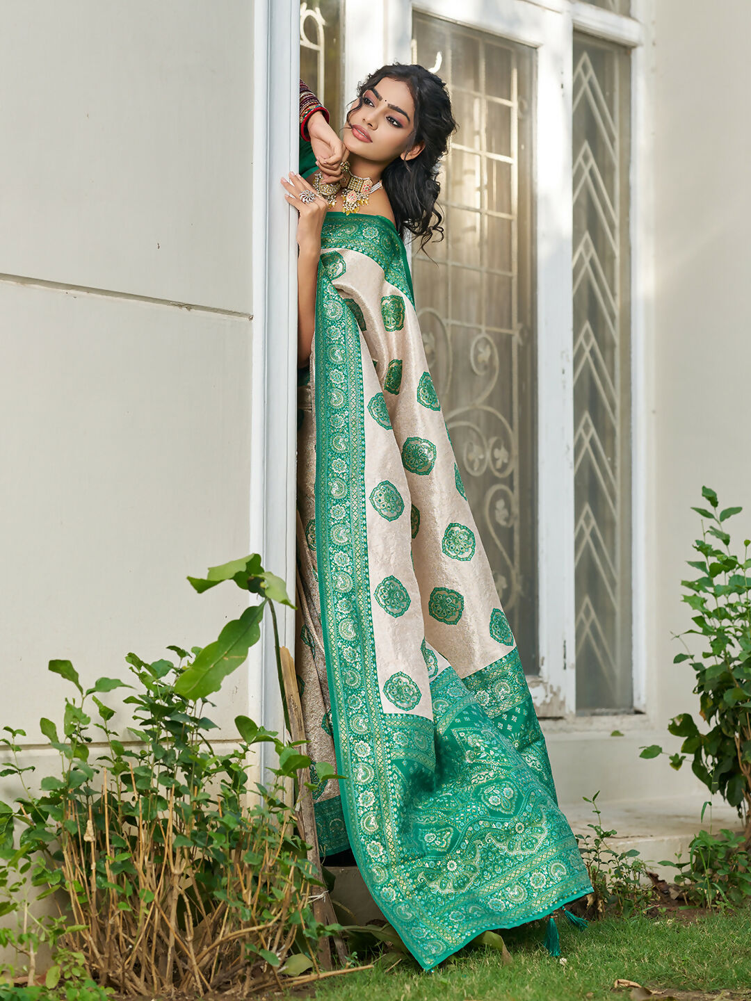 Shree Shyam Fashion Cream With Sea Green Silk Blend Saree