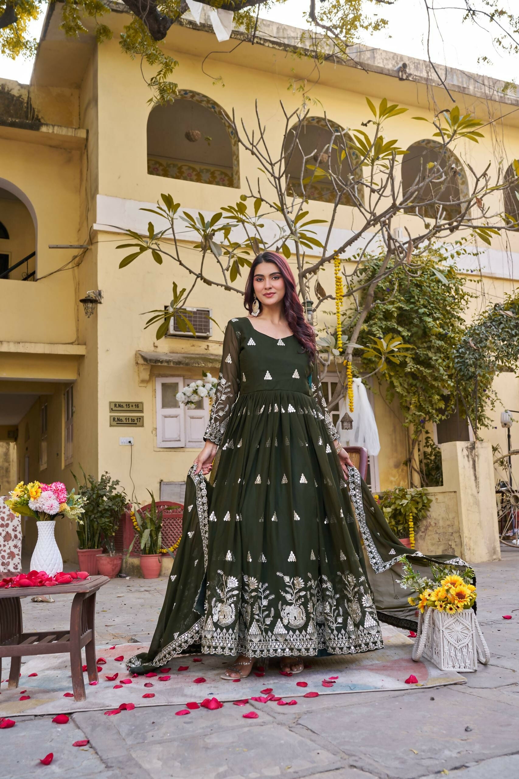 Teeya Creation Womens Casual Party Wear Heavy 7mm Sequence Embroidery Work Mehendi Gown Set