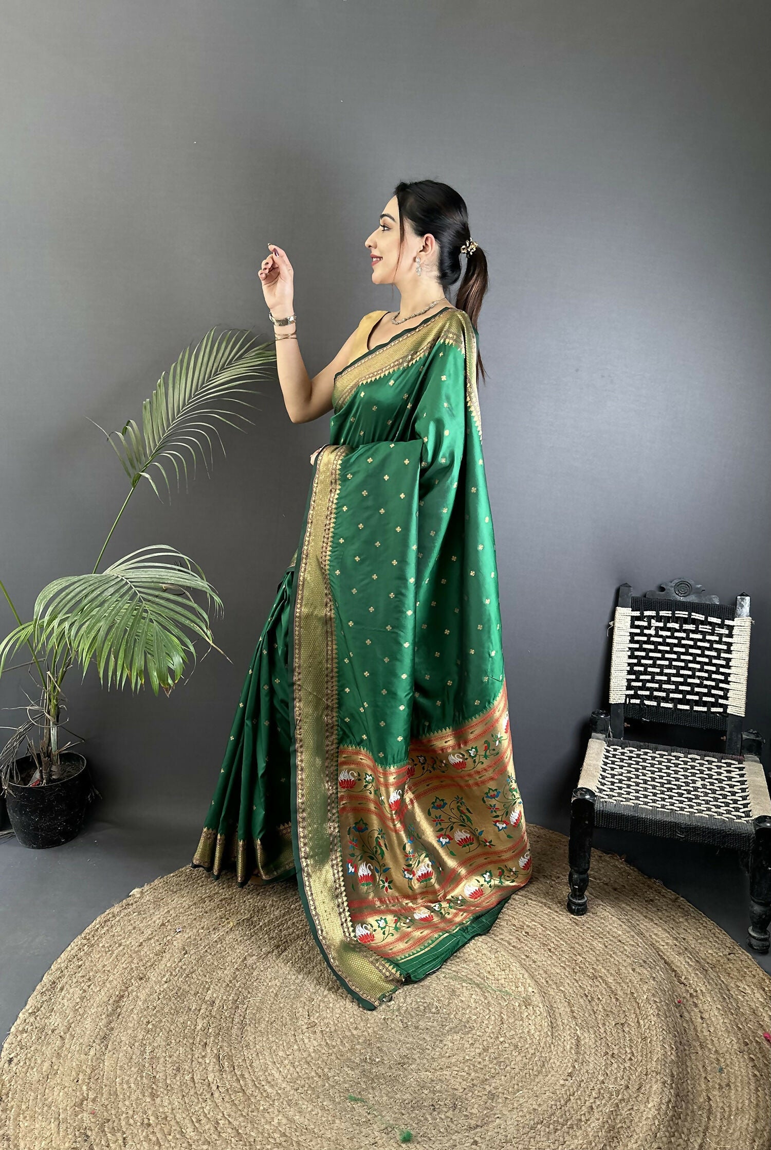 Joban Fashion Green Butti Woven Soft Lichi Silk Paithani Saree