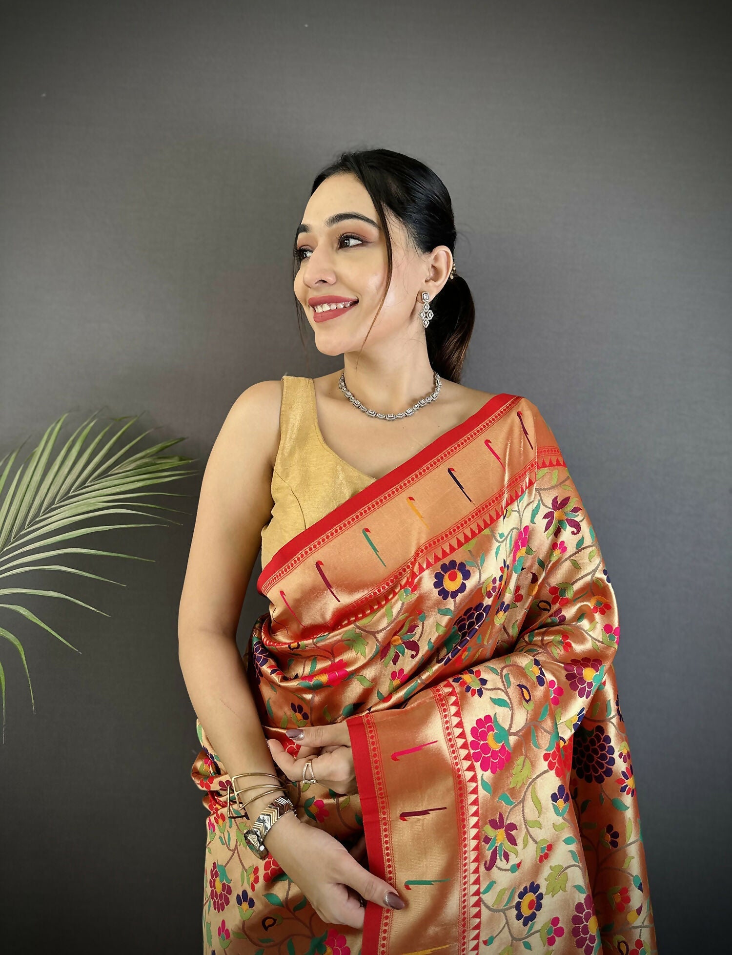 Joban Fashion Crimson Red Intricate Floral & Leaf Soft Silk Paithani Saree
