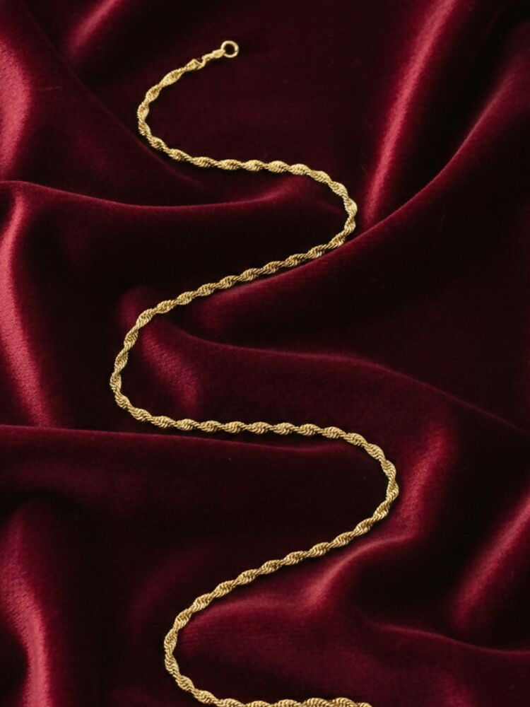 NVR Women Gold Plated Chain