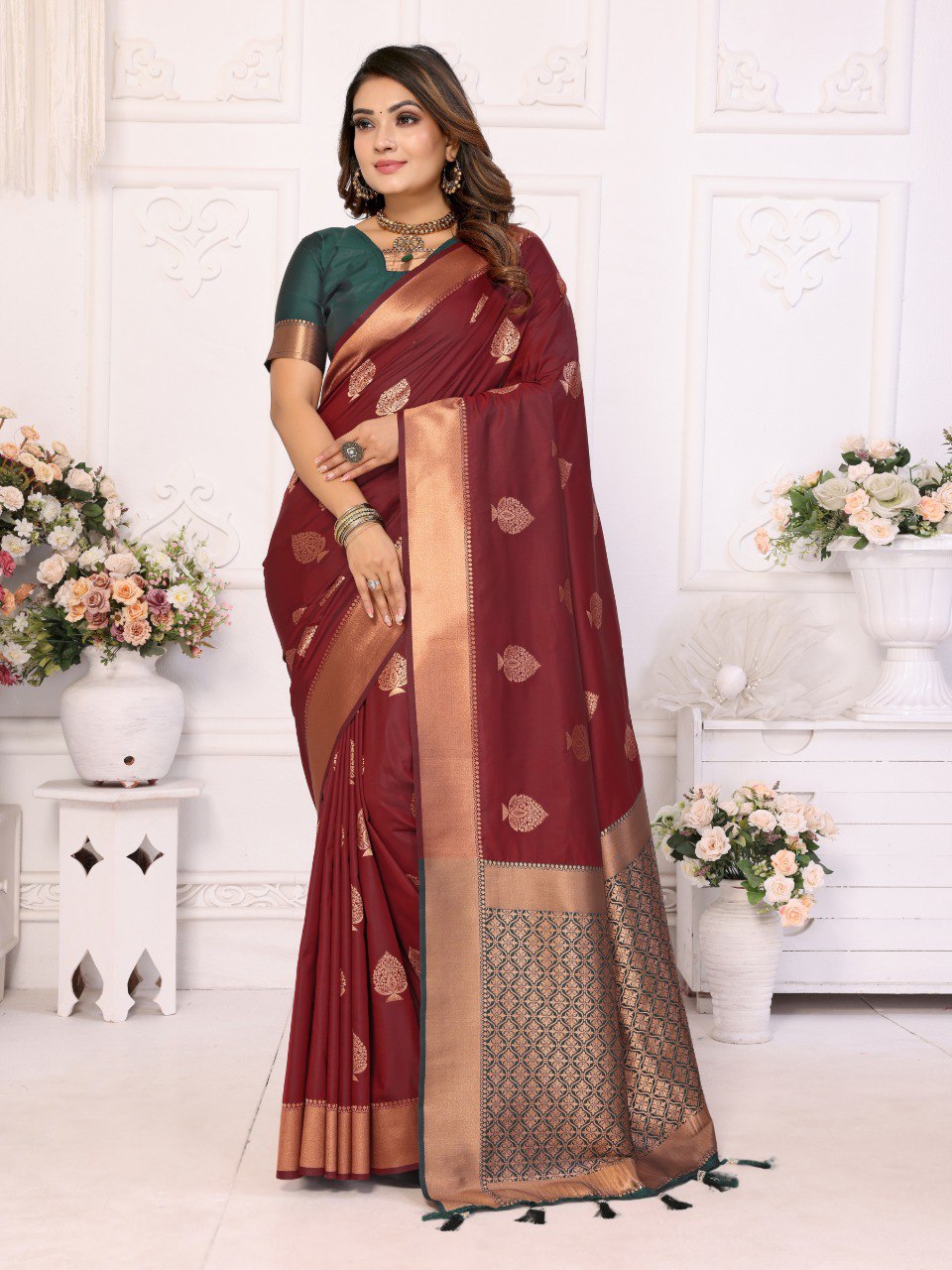 Anaita Maroon Weaving Saree With Blouse