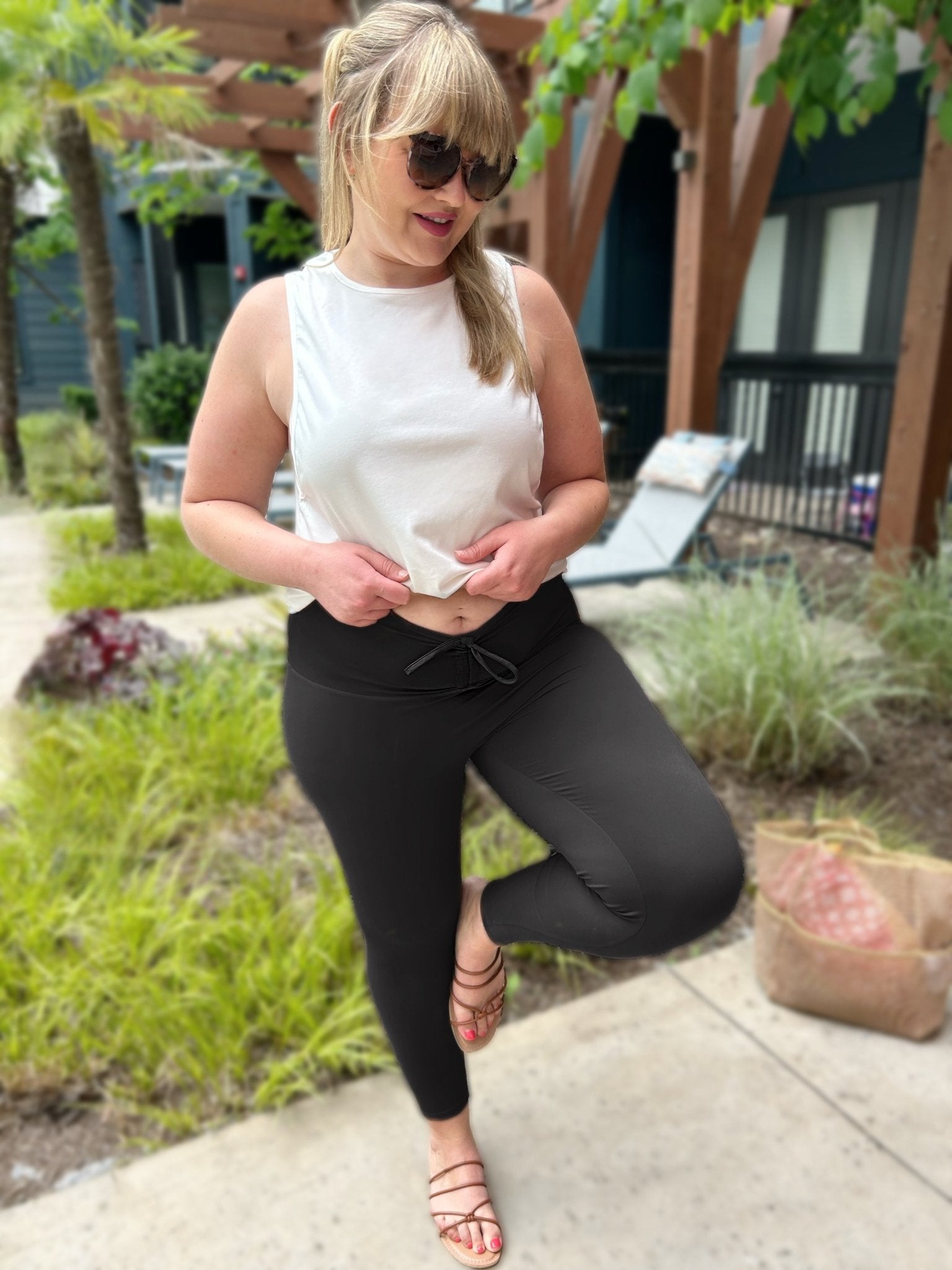 Curve & Contour Scrunch Compression Leggings