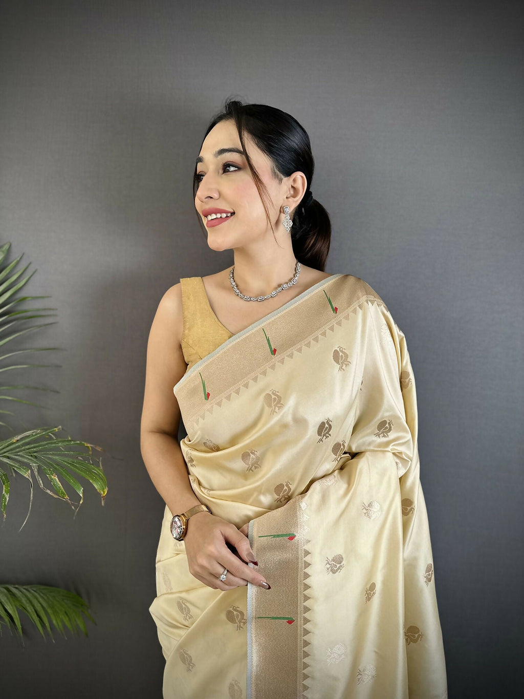 Joban Fashion Off-White Peacock & Floral Motifs Soft Silk Kanchipuram Saree