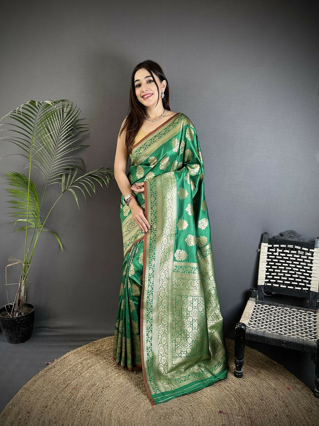 Joban Fashion Green Ethnic Floral Motifs Soft Lichi Silk Banarasi Saree