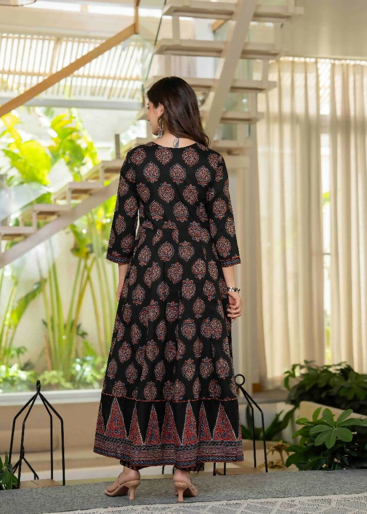 Jaimini Women Cotton Printed Round Neck 3/4 Sleeves Calf Length Flared Kurta Pant And Dupatta Set