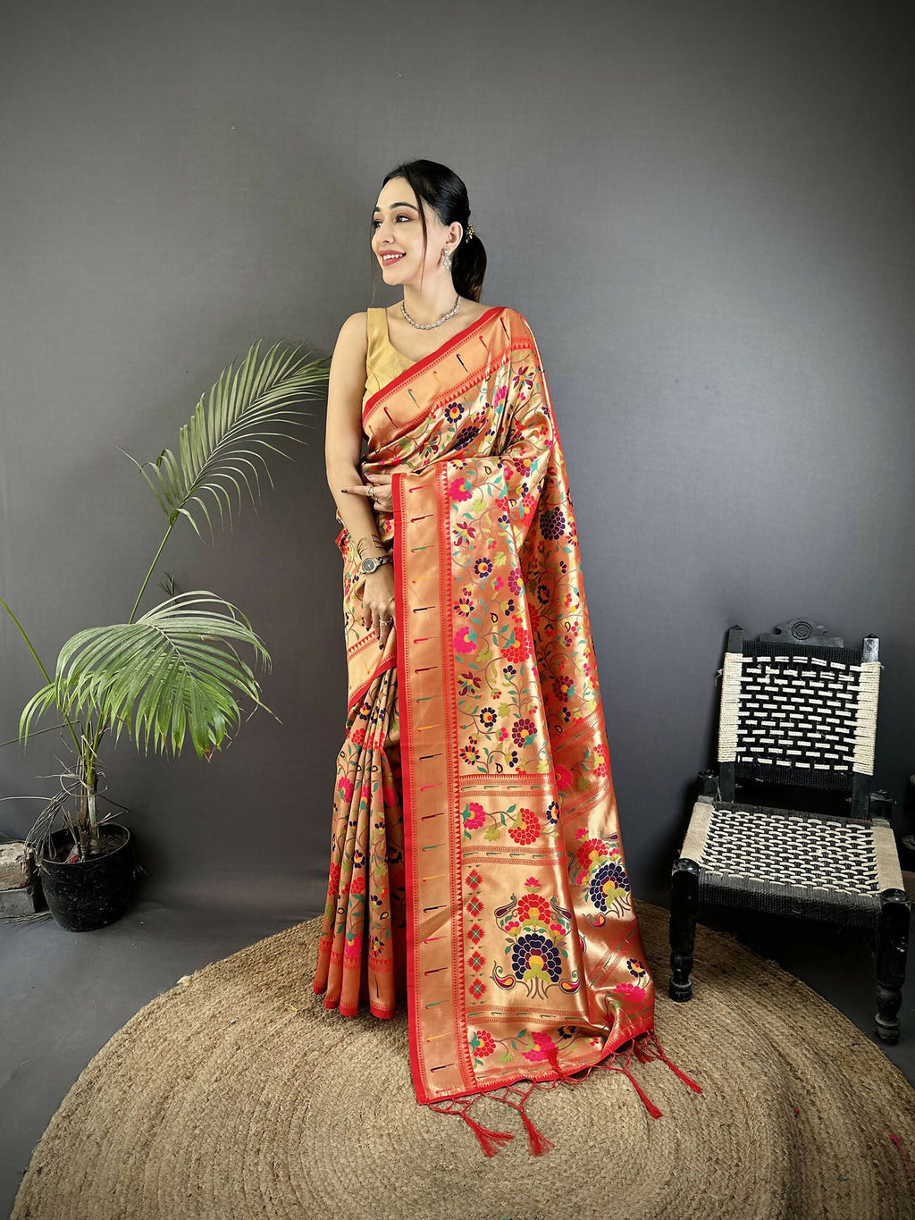 Joban Fashion Crimson Red Intricate Floral & Leaf Soft Silk Paithani Saree