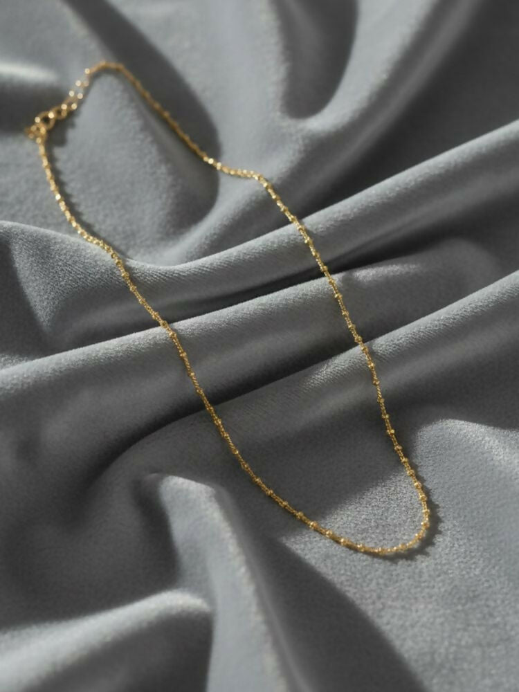 NVR Women Gold Plated Minimal Chain