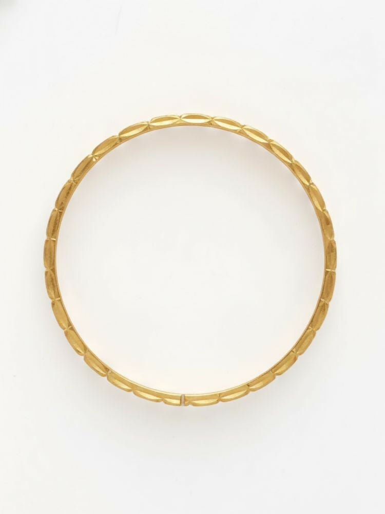 NVR Women Set of 2 Leaf Design Gold Plated Kada Bangle