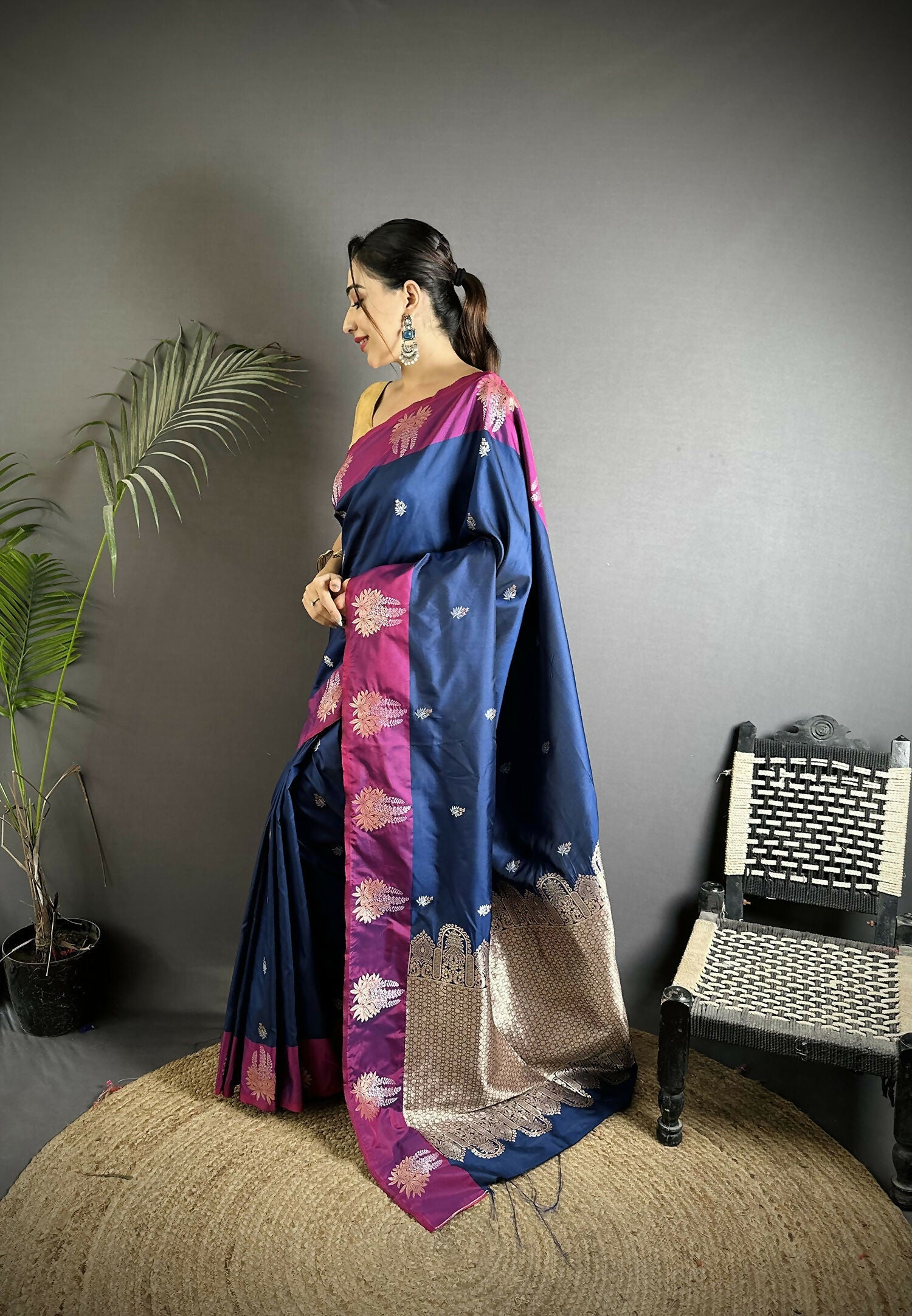 Joban Fashion Royal Blue Small Butti Soft Silk Banarasi Saree
