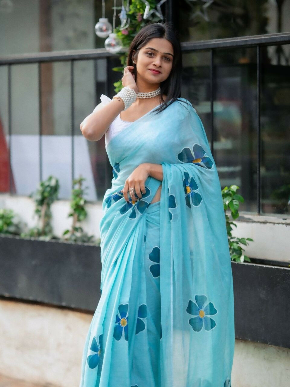 Prime Volt Women's Sky Blue Floral Digital Print Soft Linen Saree With Blouse