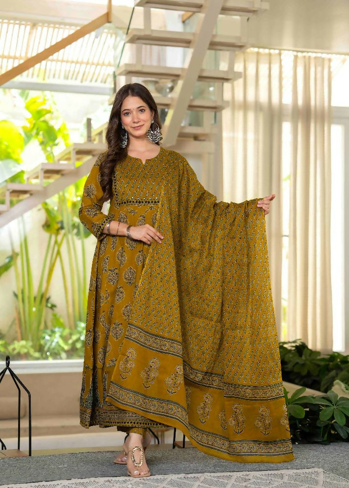 Jaimini Women Cotton Printed Round Neck 3/4 Sleeves Calf Length Flared Kurta Pant And Dupatta Set