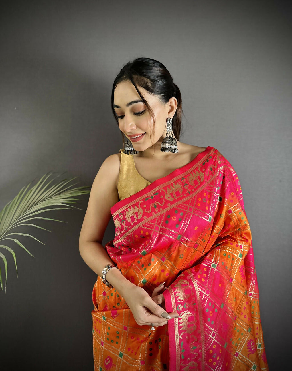Joban Fashion Orange And Pink Geometric Pattern Soft Silk Patola Saree