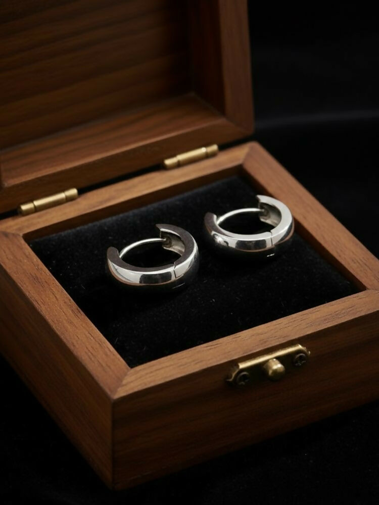 NVR Men's Silver Plated Hoop Earrings