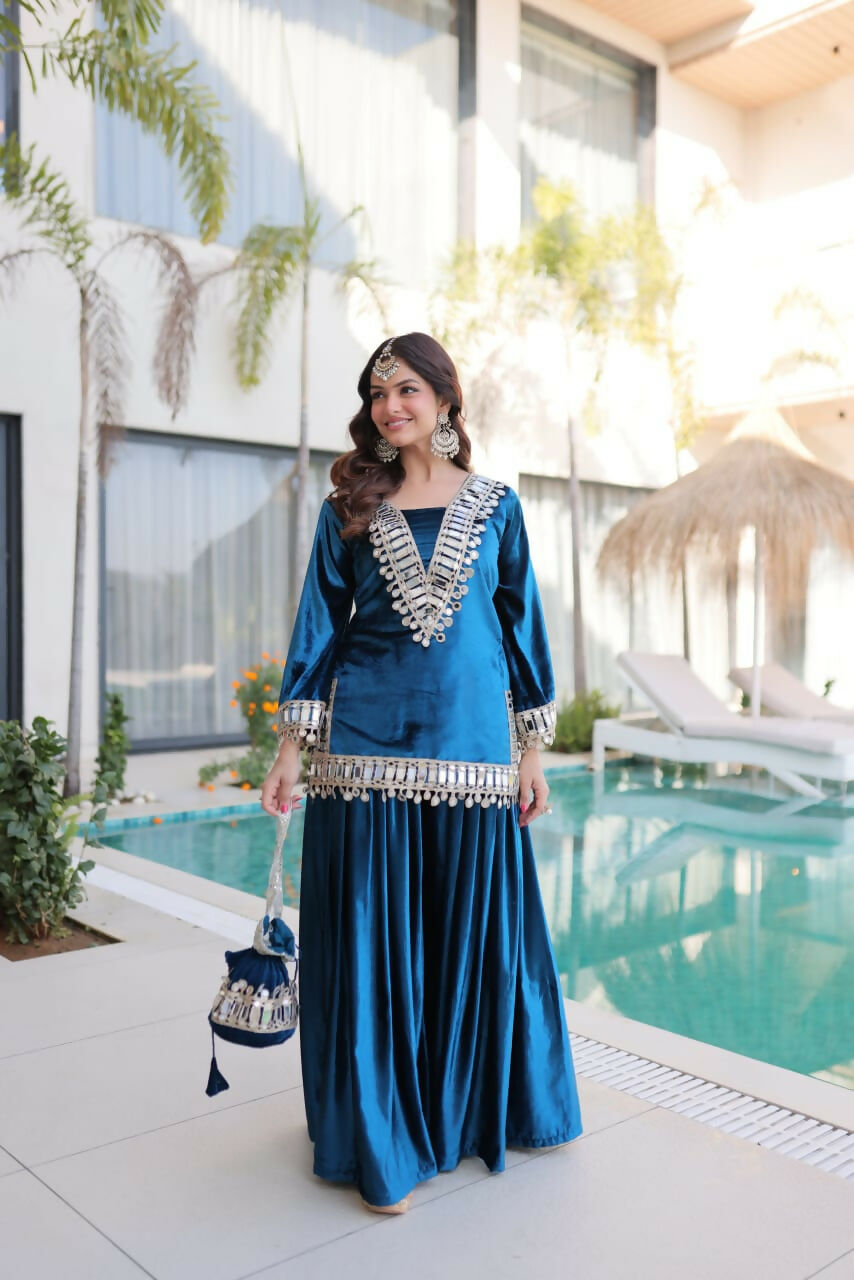 Joban Fashion Rama Kurta Set Velvet Embroidery Sequence Work