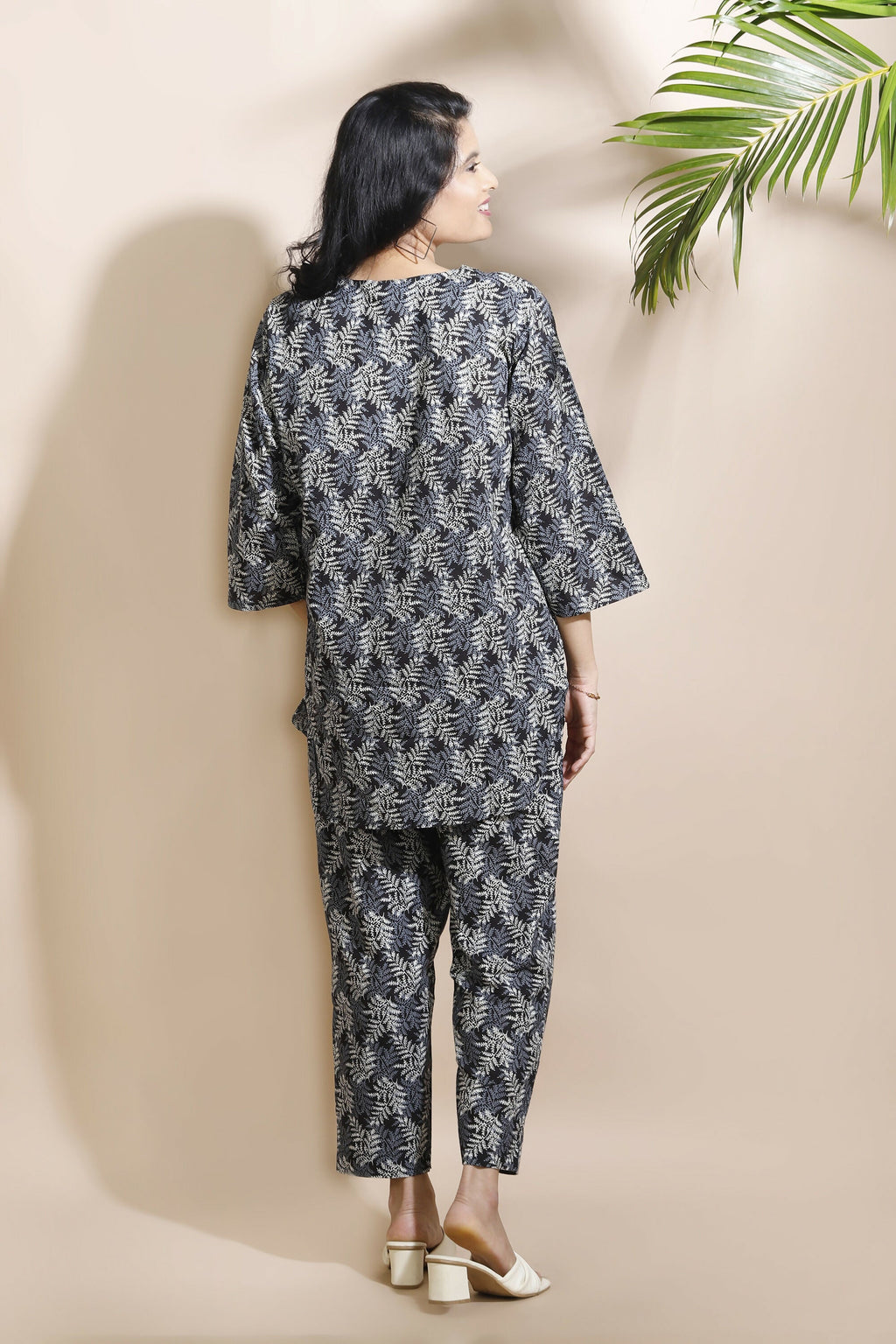 Breathables Abstract Cotton Co-Ord Set – Black