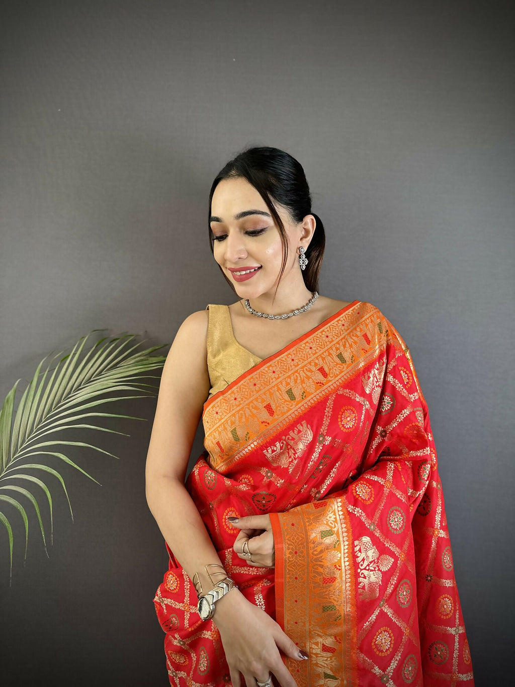 Joban Fashion Red Geometric Pattern Soft Silk Patola Saree