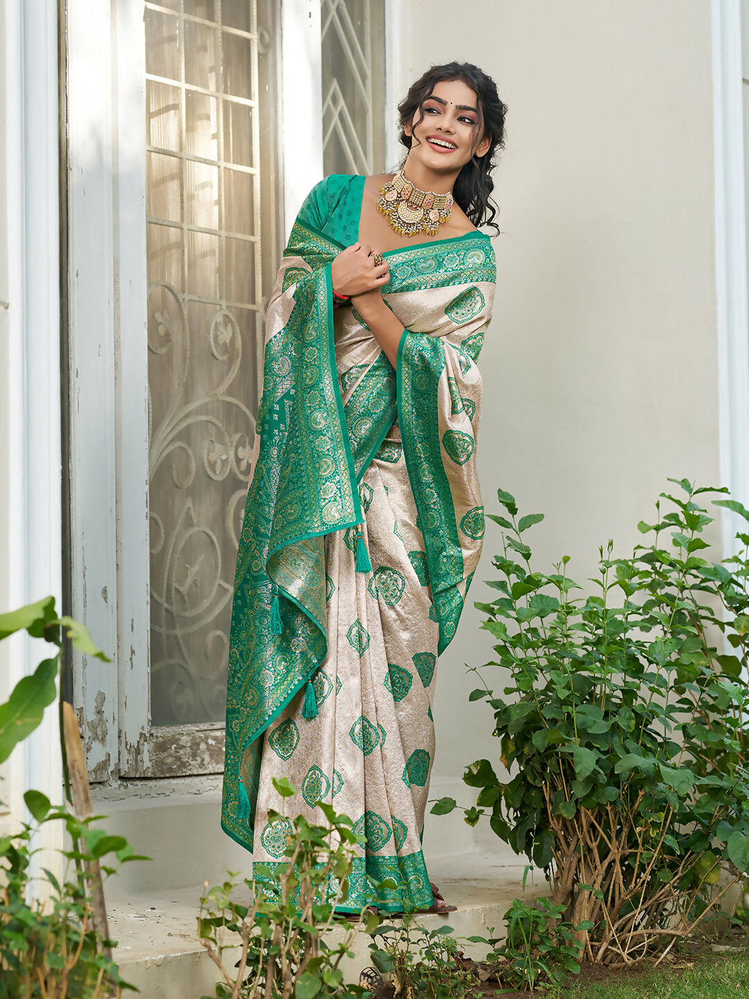 Shree Shyam Fashion Cream With Sea Green Silk Blend Saree